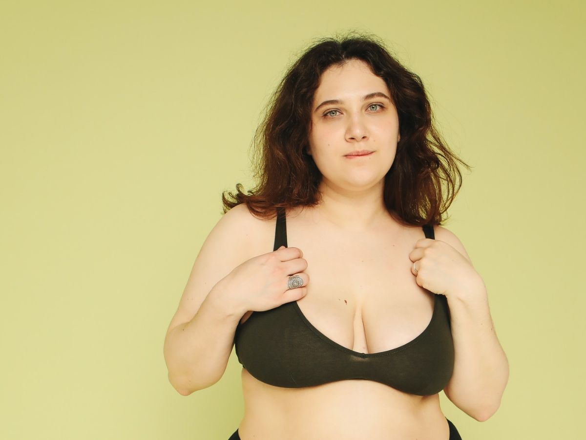 Choosing Bras for Plus Size Saggy Breasts: Key Considerations – Hermonisse  Malaysia