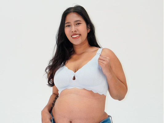 Choosing the Right Nursing Plus-Size Bra for D Cup and Above Moms