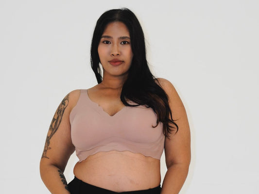 All You Need to Know About Longline Plus-Size Bras